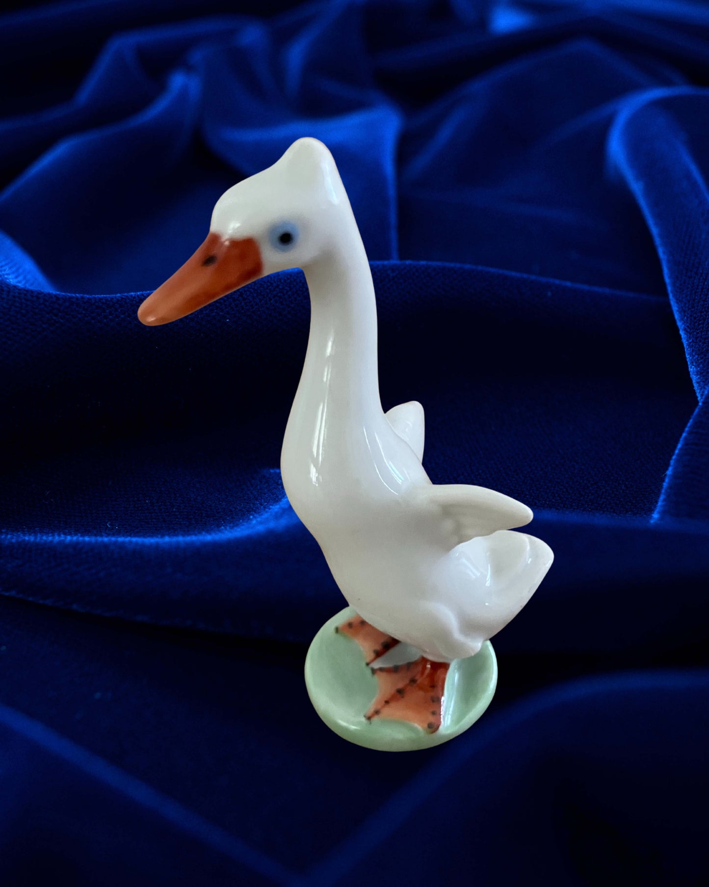 Herend Hungary Porcelain White Goose Figurine – 3"