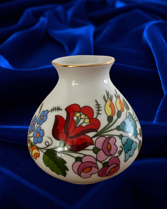 Vintage Kalocsa Hand-Painted Hungarian Porcelain Vase – 3.75"