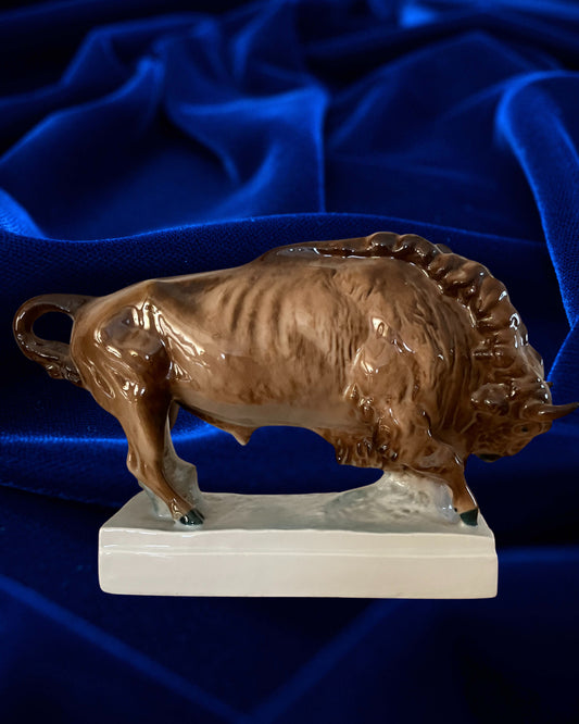 Zsolnay Pécs Hungary Porcelain Bull Sculpture – Designed by András Sinkó, Glazed Porcelain, Vintage Collectible