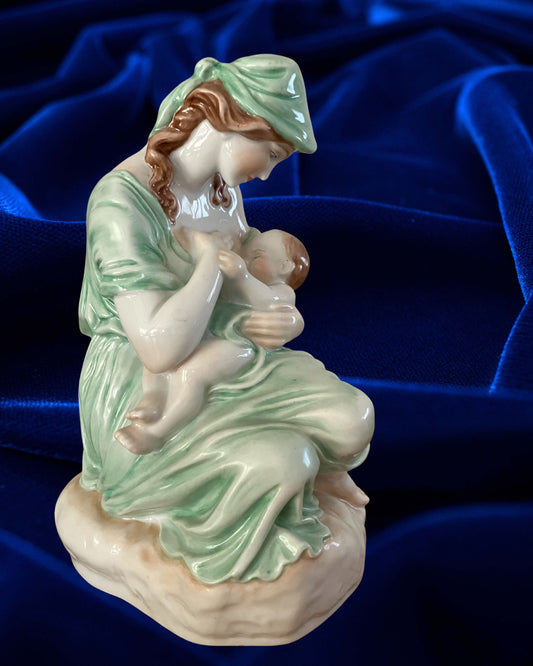 Herend Porcelain Motherhood Figurine – Mother Nursing Child #5426 | Hand-Painted Hungary