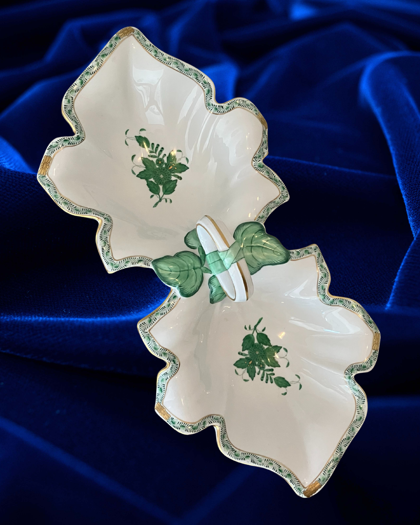 Herend Hungary Apponyi Green Leaf Serving Dish – Dual Compartment Porcelain with 24K Gold