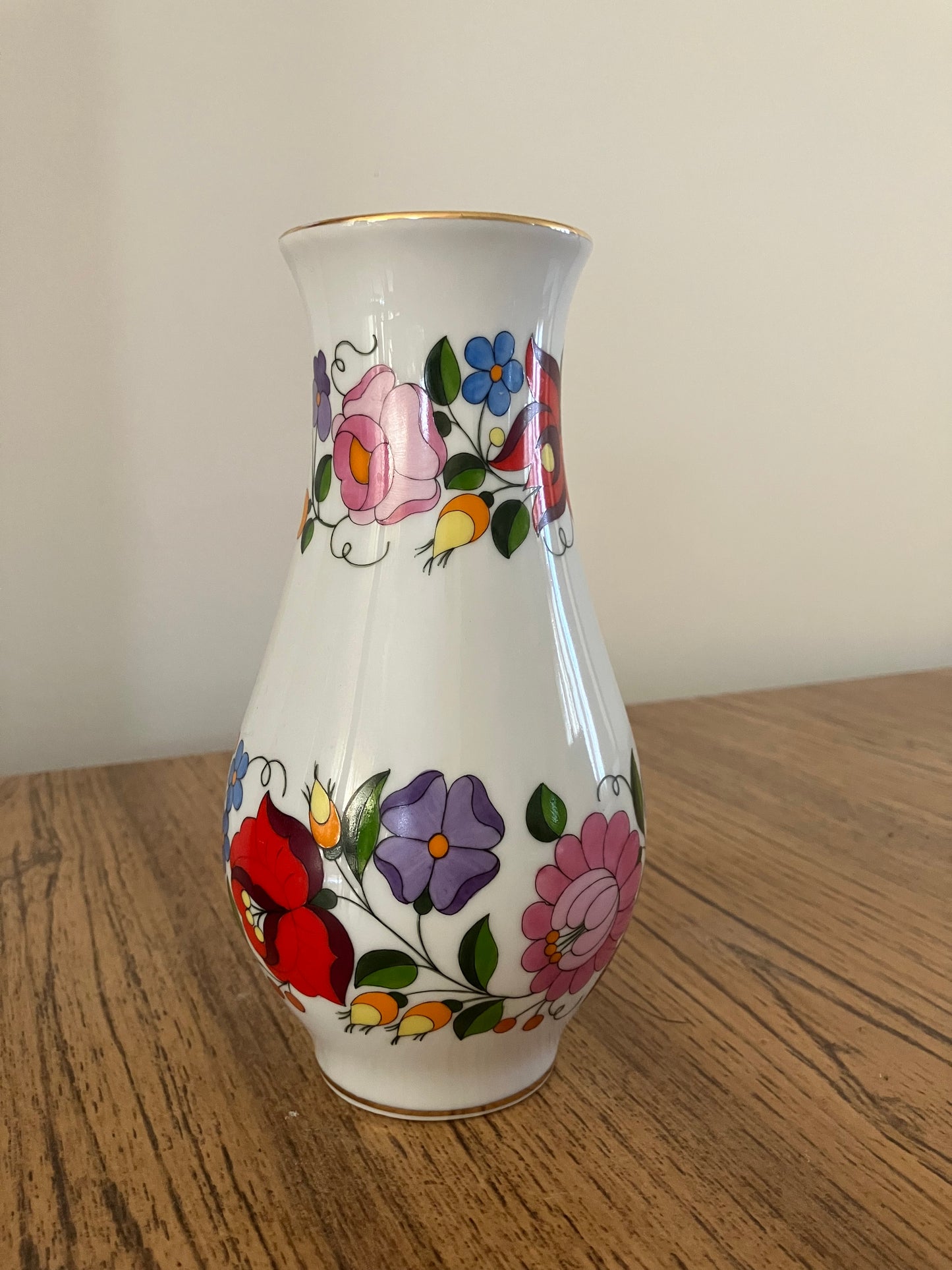 Rare Vintage Hungarian Kalocsa Porcelain Vase – Hand-Painted Traditional Floral Motifs with Gilt Rims, 7.5"  Description: