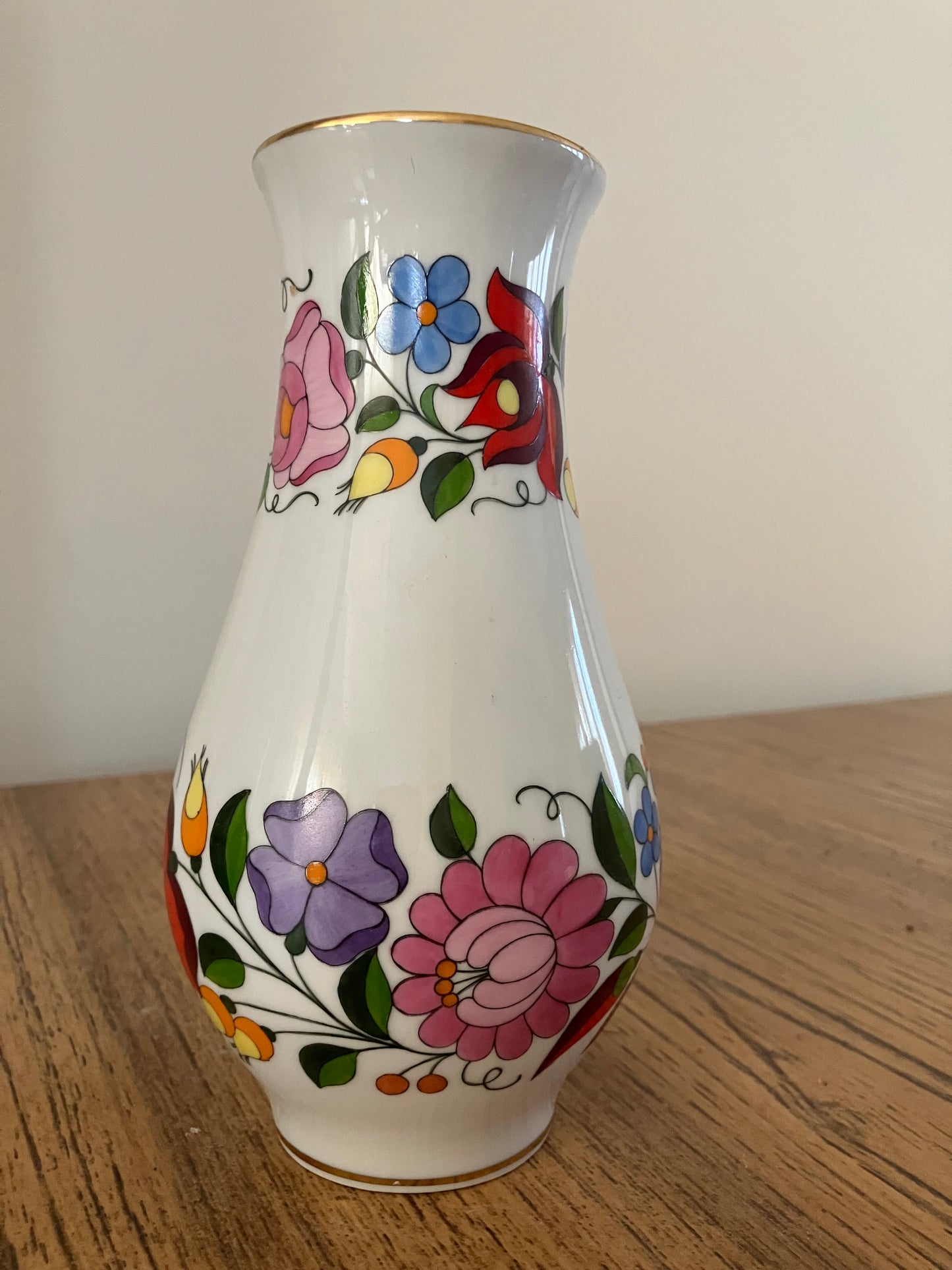 Rare Vintage Hungarian Kalocsa Porcelain Vase – Hand-Painted Traditional Floral Motifs with Gilt Rims, 7.5"  Description:
