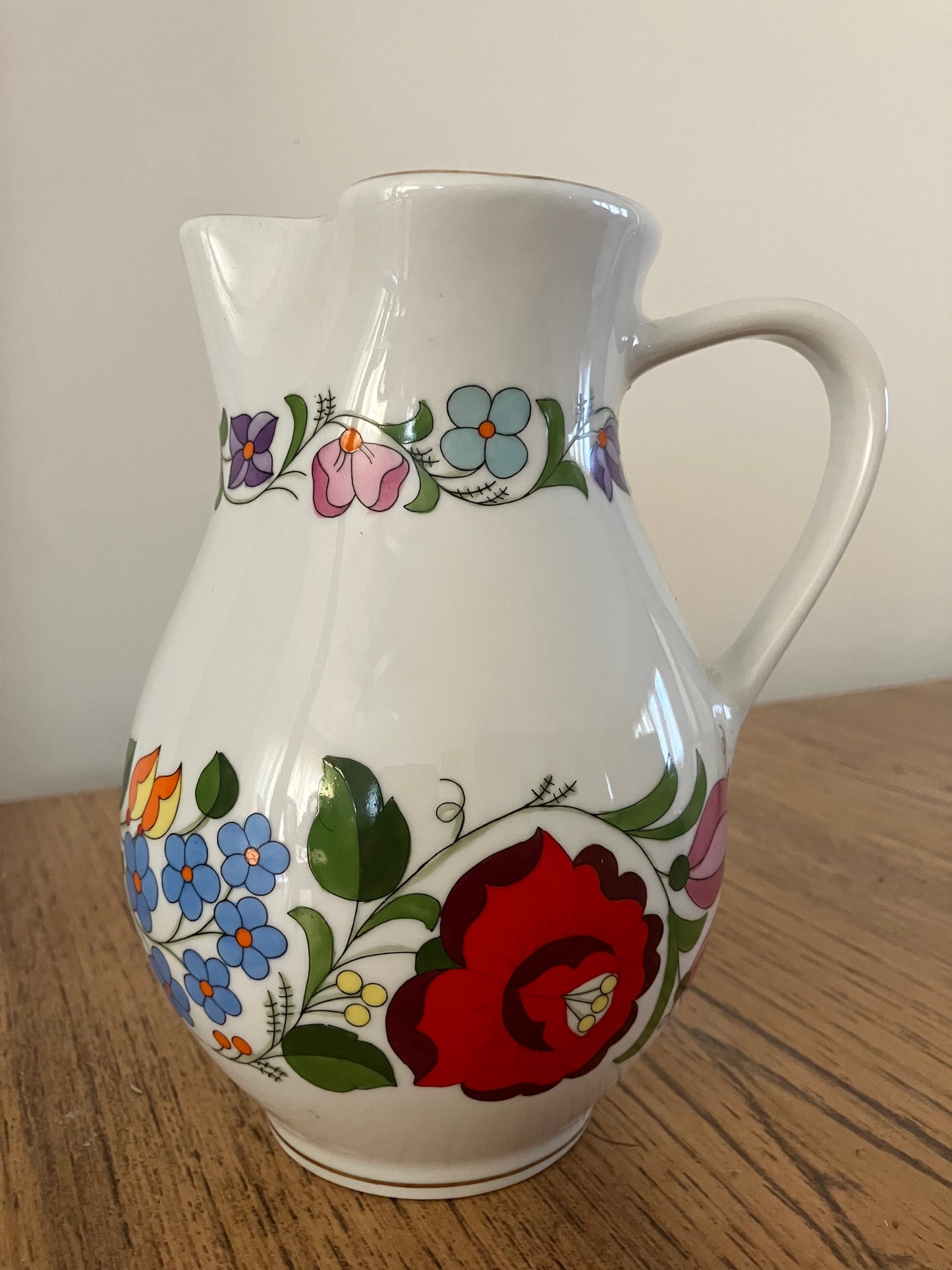 Hungarian Kalocsa Porcelain Water/Wine Pitcher – Hand-Painted Floral Design with 22K Gold Rim, 7" x 5"