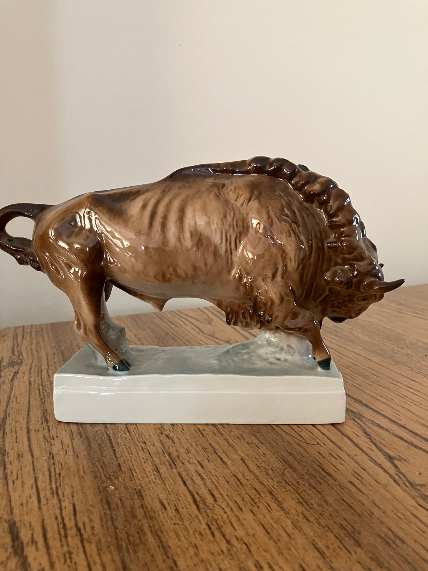 Zsolnay Pécs Hungary Porcelain Bull Sculpture – Designed by András Sinkó, Glazed Porcelain, Vintage Collectible