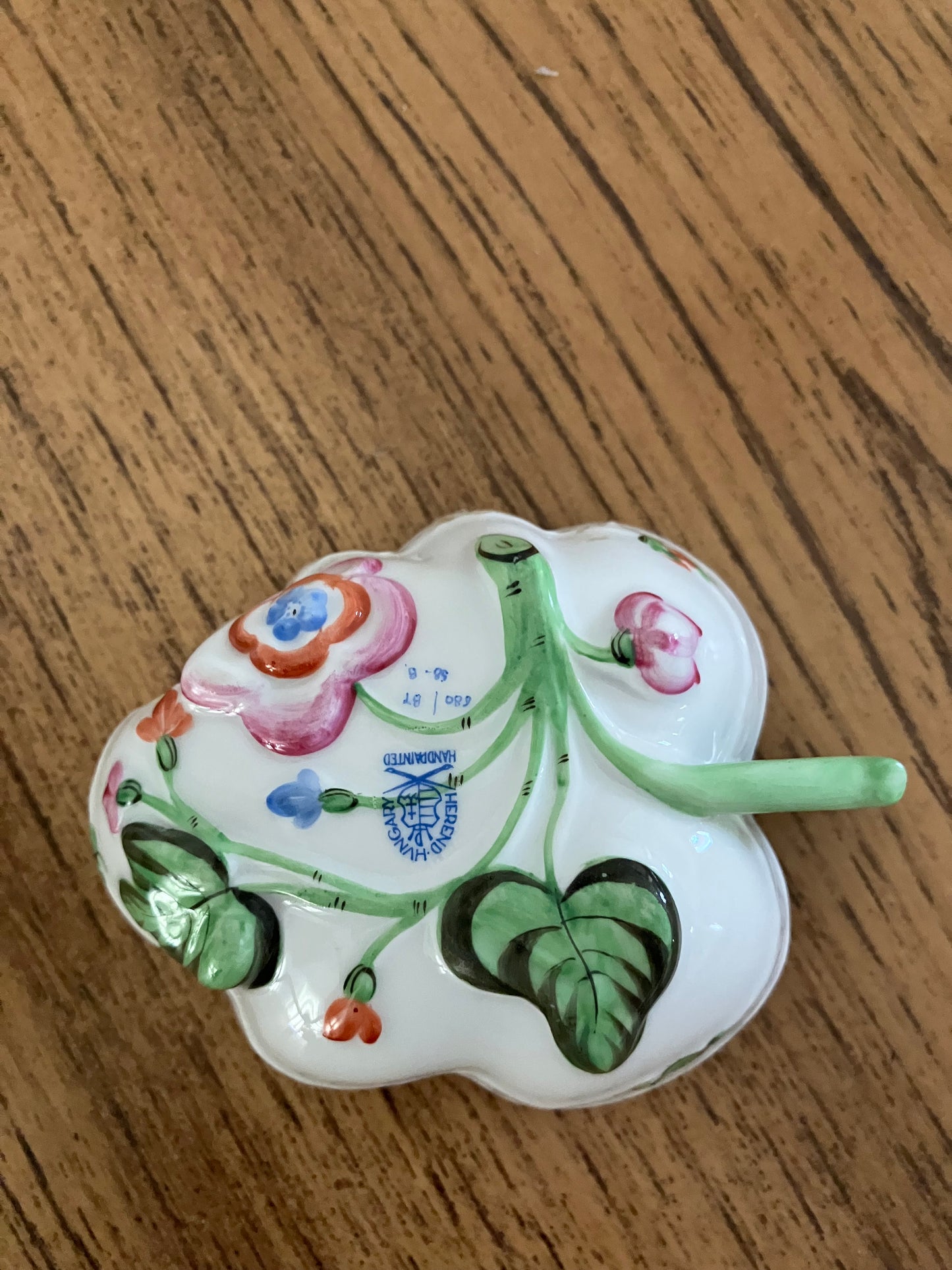 Herend Floral Porcelain Candy Dish – Small Leaf-Shaped, Hand-Painted Hungary