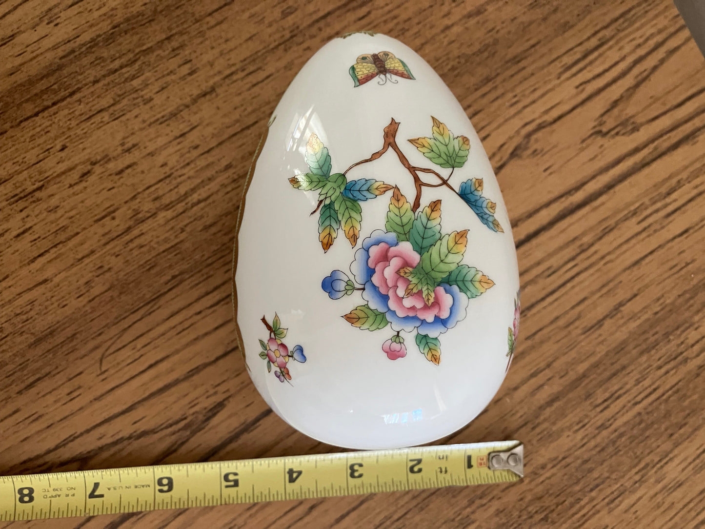 Herend Porcelain Egg Vintage Bonbon Box – Queen Victoria Pattern, Hand Painted