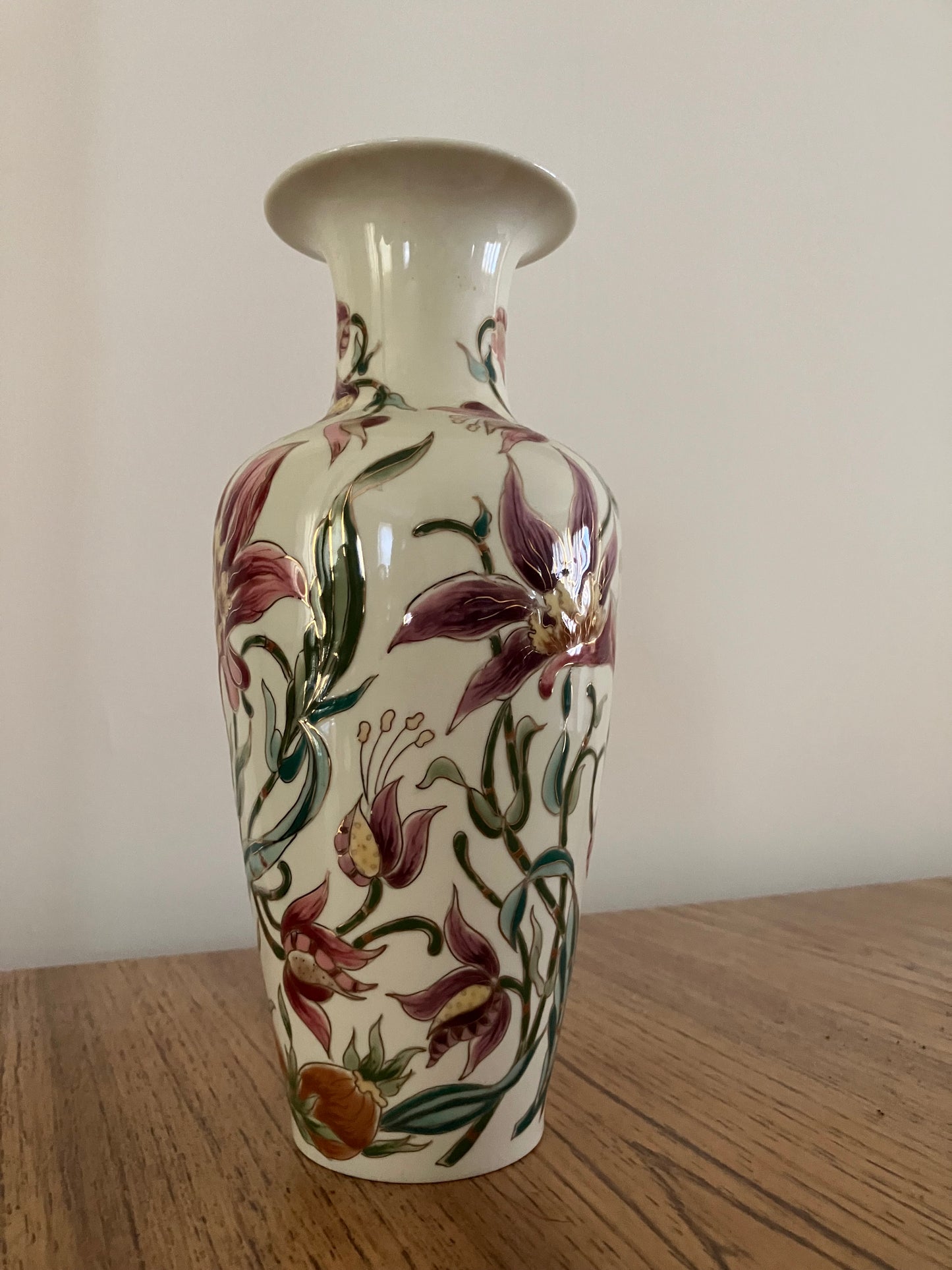 Zsolnay Hungary Large Hand-Painted Porcelain Floral Vase with 24K Gold Trim – 10.75" Vintage Collectible