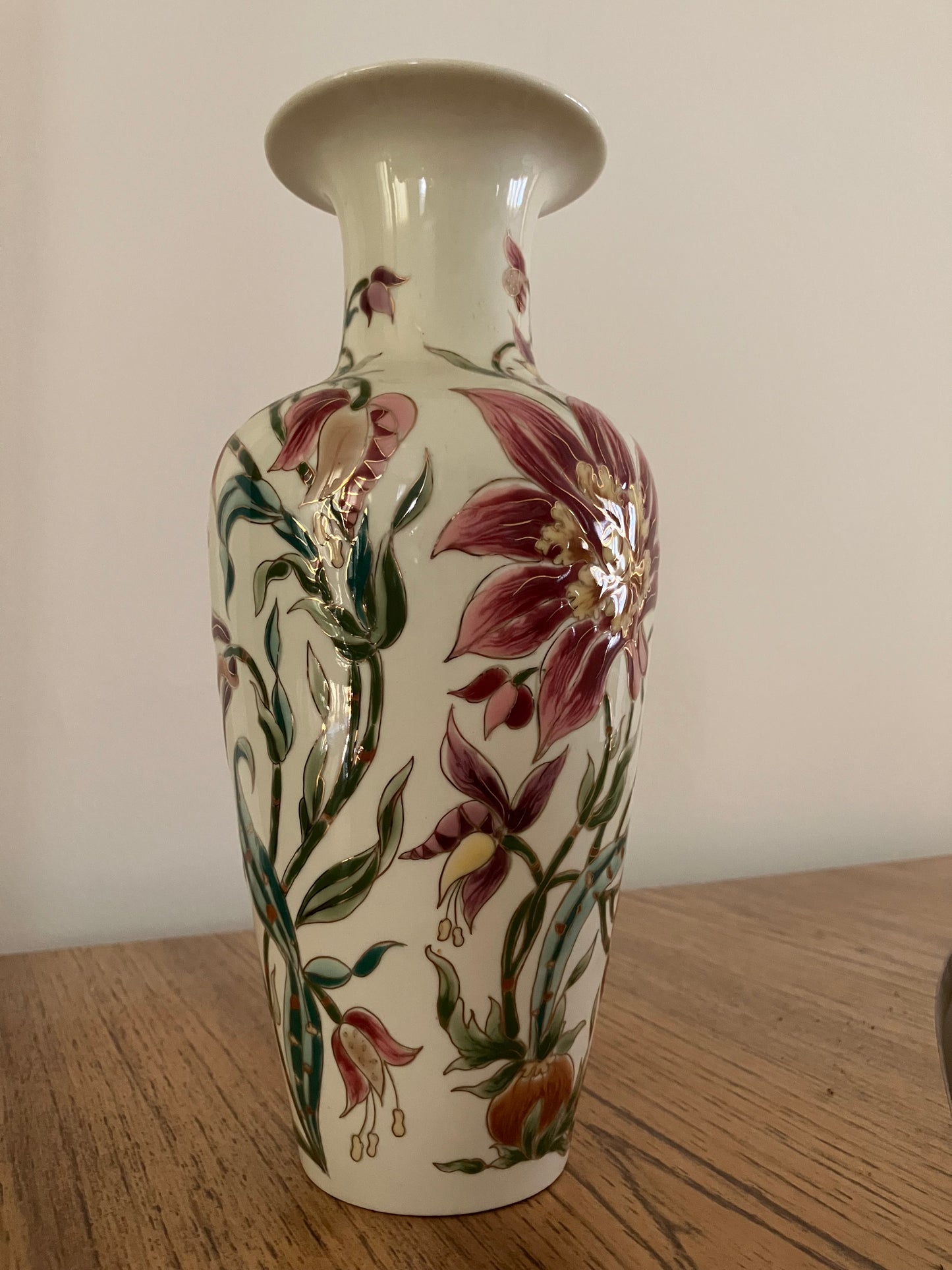 Zsolnay Hungary Large Hand-Painted Porcelain Floral Vase with 24K Gold Trim – 10.75" Vintage Collectible
