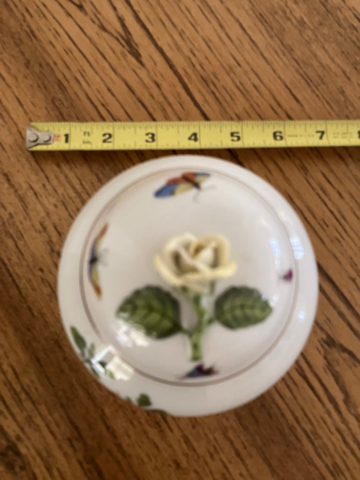 Herend Hungary Porcelain Lidded Bonbonniere – Rothschild Bird Pattern with Yellow Rose Finial & 24K Gold Trim – 4.5" x 6.25"