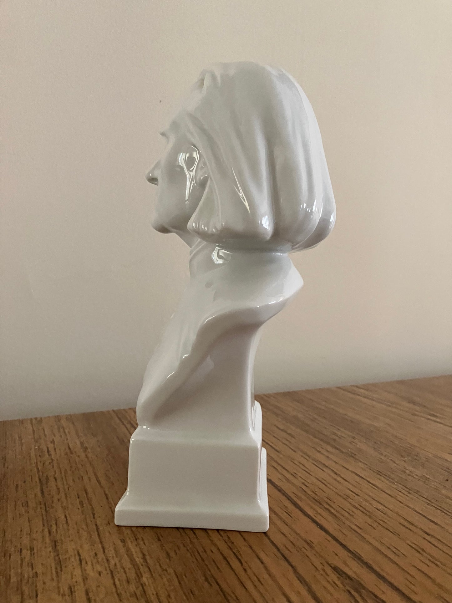 Herend Porcelain Bust of Franz Liszt – White Glazed, 9.45"