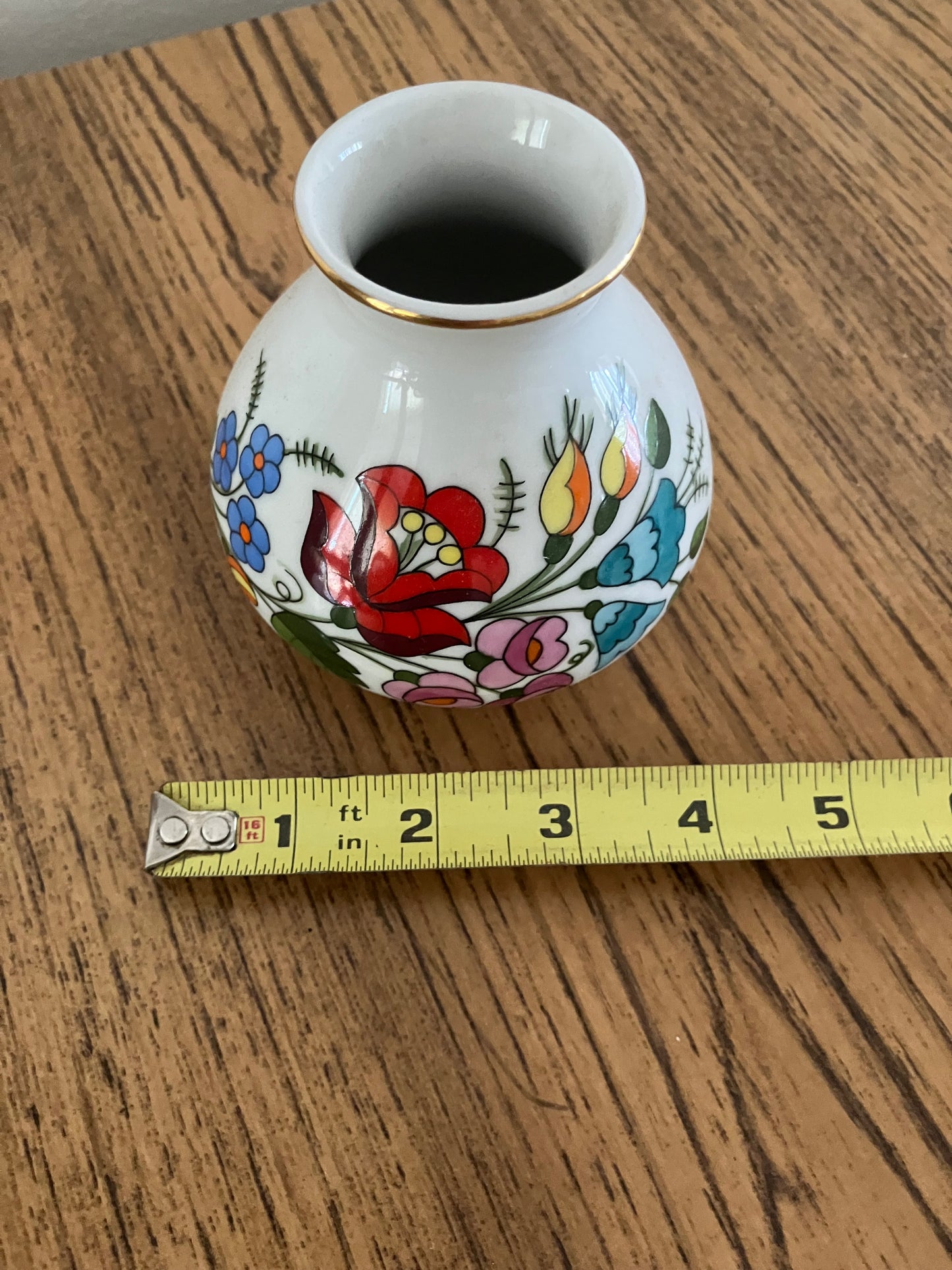 Vintage Kalocsa Hand-Painted Hungarian Porcelain Vase – 3.75"
