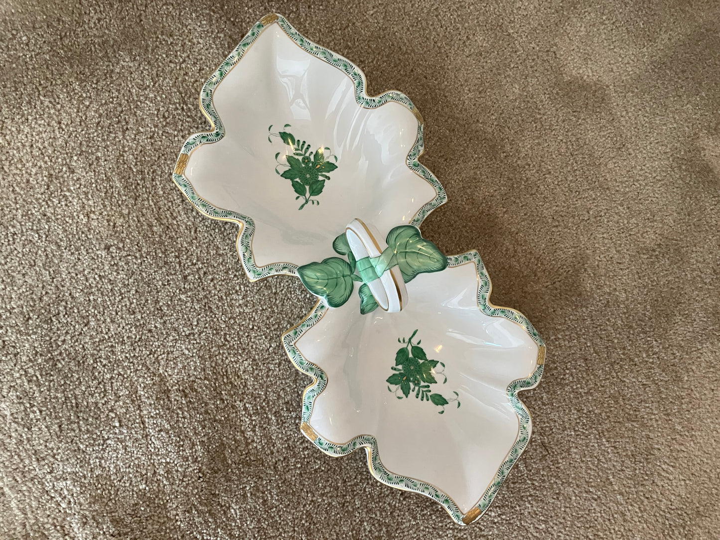 Herend Hungary Apponyi Green Leaf Serving Dish – Dual Compartment Porcelain with 24K Gold