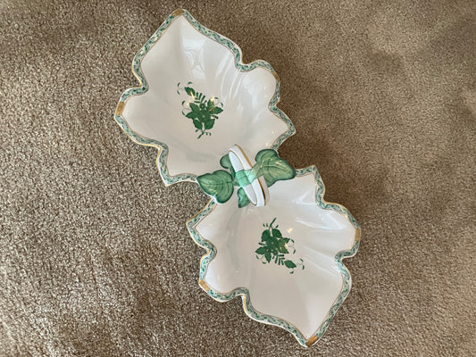 Herend Hungary Apponyi Green Leaf Serving Dish – Dual Compartment Porcelain with 24K Gold