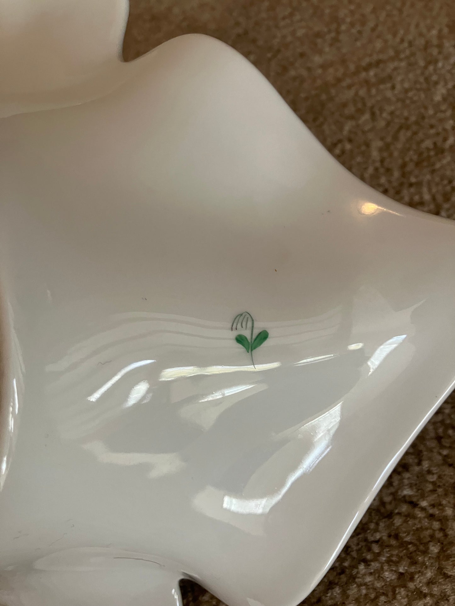Herend Hungary Apponyi Green Leaf Serving Dish – Dual Compartment Porcelain with 24K Gold