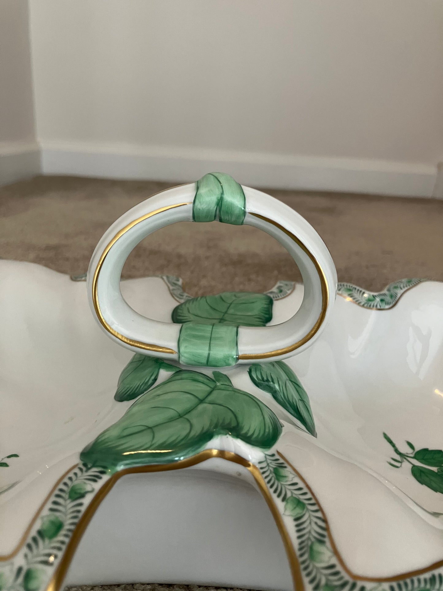 Herend Hungary Apponyi Green Leaf Serving Dish – Dual Compartment Porcelain with 24K Gold